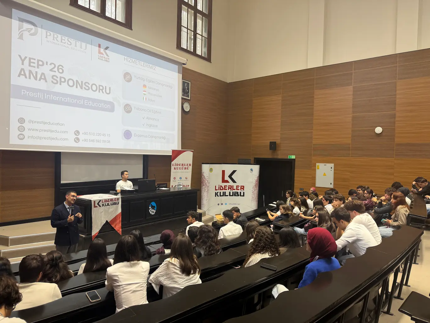 İstanbul Üniversitesi Liderler Kulübü Seminer Katılımcıları